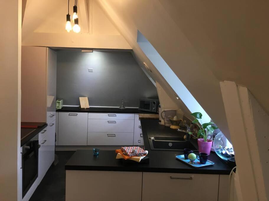 Bel Appartement Climatise Plein Centre Ville ปัวติเยร์ ภายนอก รูปภาพ